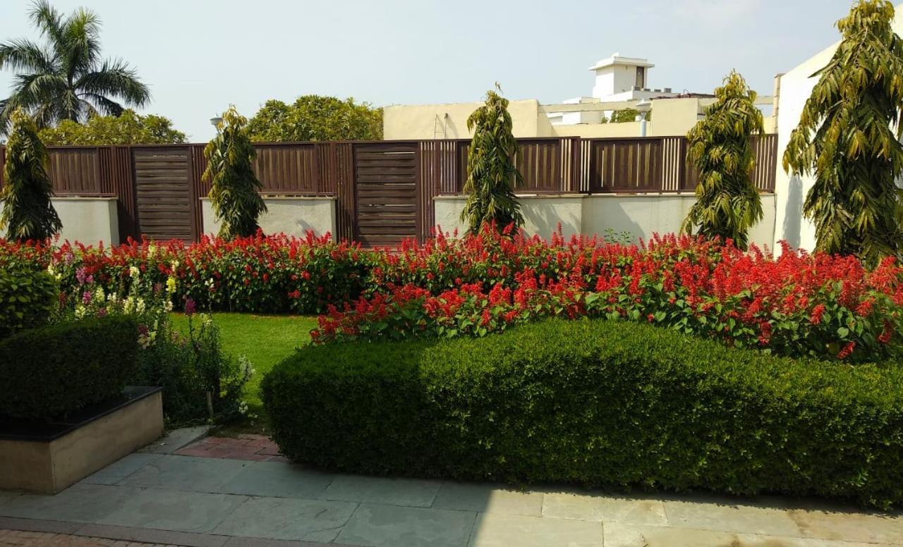 When In Gurgaon - Artemis Hospital 1 Min Walk, Fortis & Medanta 4 Mins Drive Buitenkant foto
