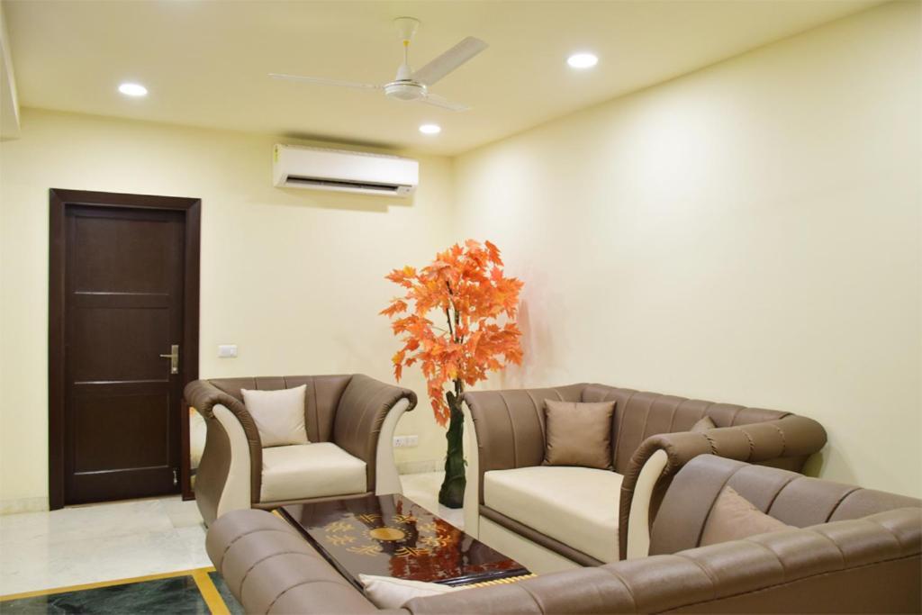 When In Gurgaon - Artemis Hospital 1 Min Walk, Fortis & Medanta 4 Mins Drive Buitenkant foto