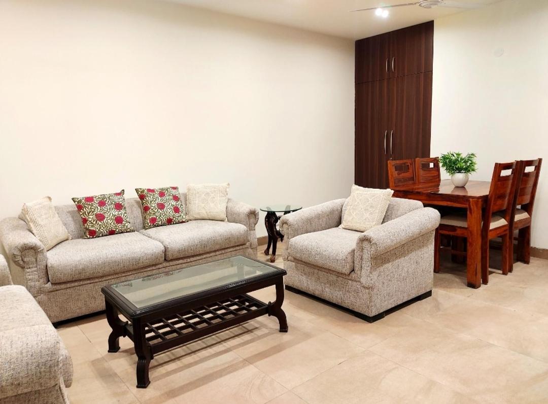 When In Gurgaon - Artemis Hospital 1 Min Walk, Fortis & Medanta 4 Mins Drive Buitenkant foto